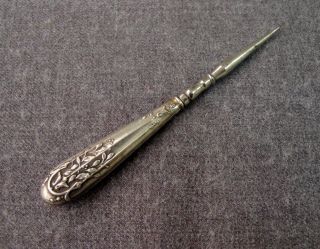 Antique Early 1900 Flowers & Leaves Silver Plated Stiletto For Make Lace Dollie - photo