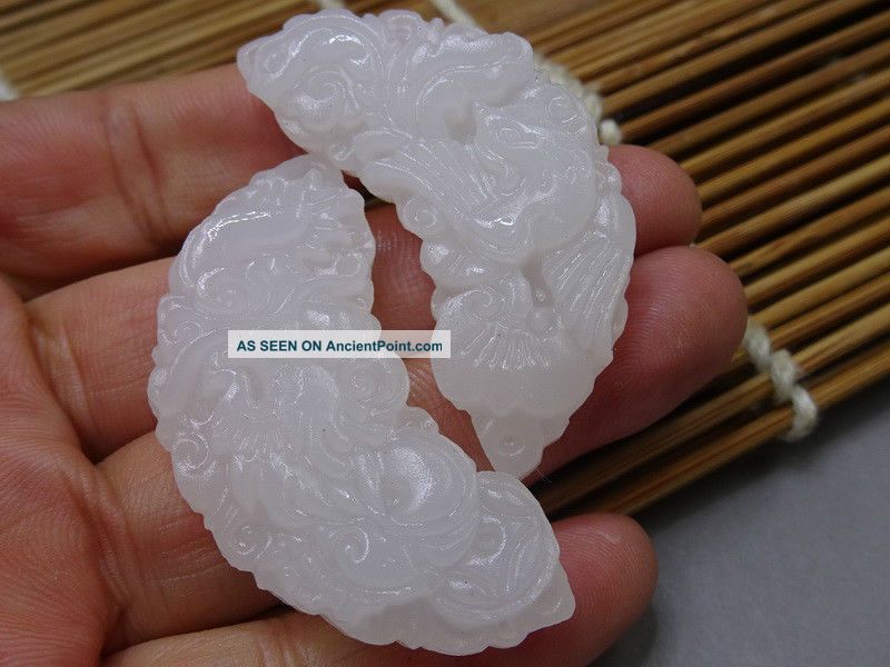 Opening Hand - Carved Dragon And Phoenix Lovers Pendants Hetian Jade Necklaces & Pendants photo
