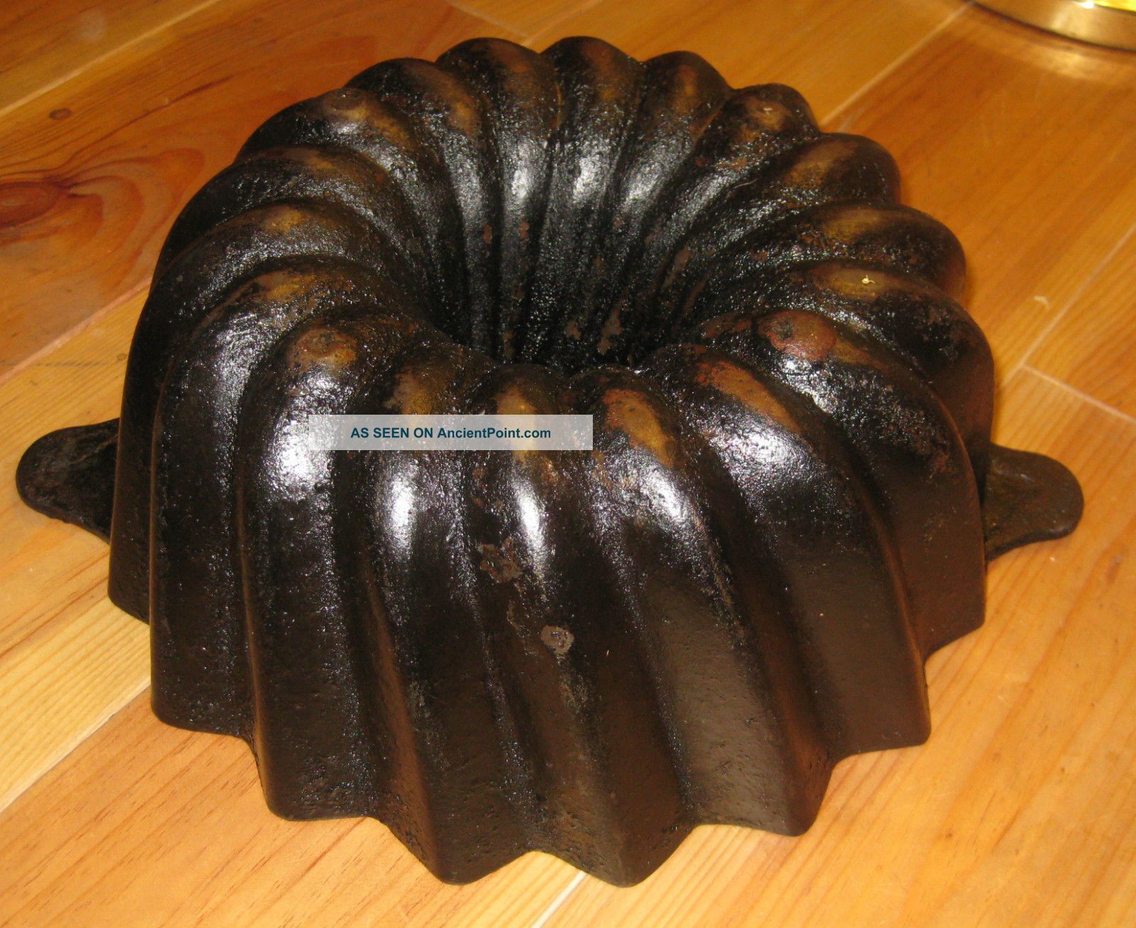 Very Old Big Antique Cast Iron Bundt Pan,  From Germany 3920 G Stamped Other photo