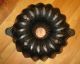 Very Old Big Antique Cast Iron Bundt Pan,  From Germany 3920 G Stamped Other photo 1