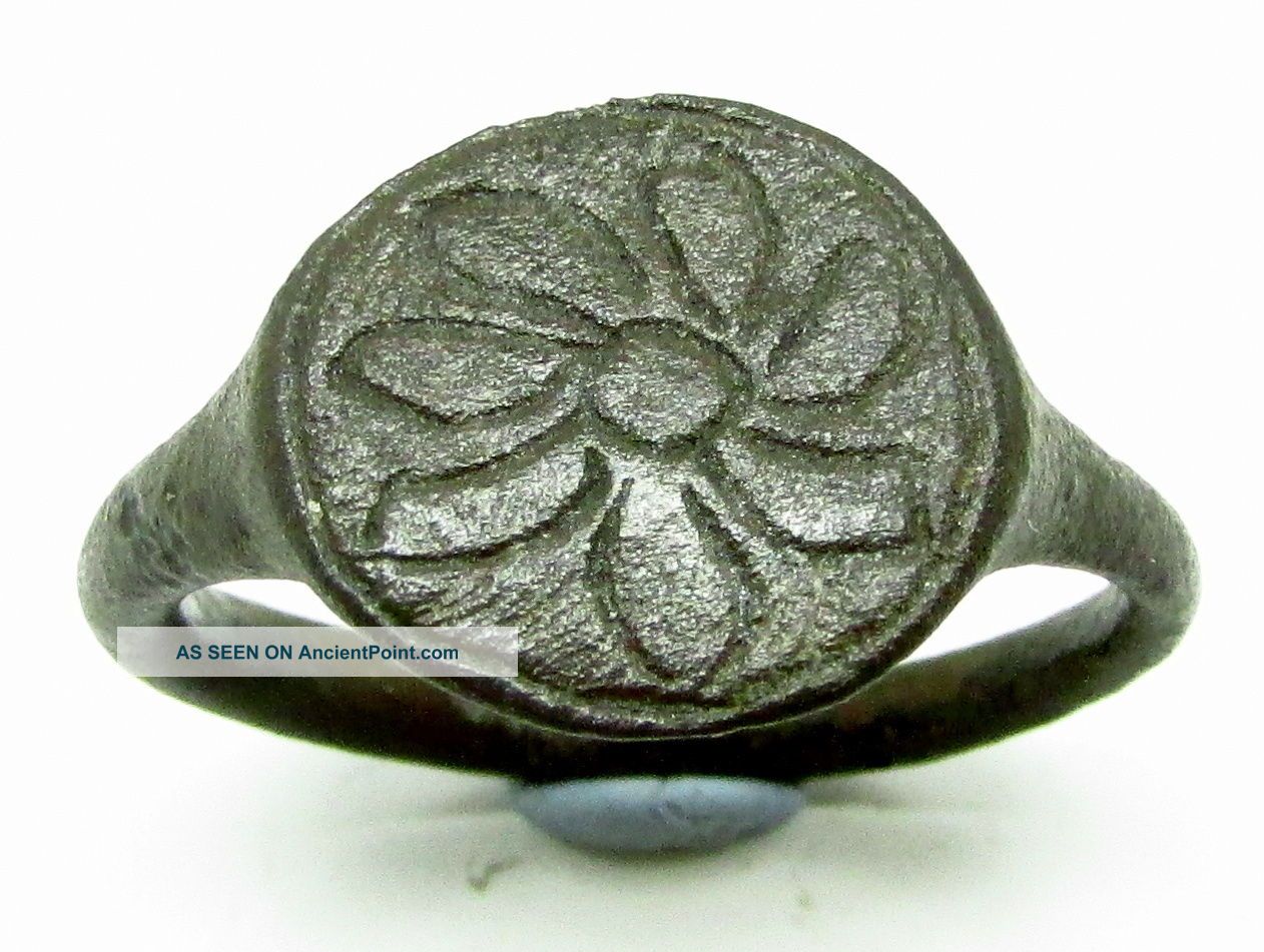 Wearable Tudor Period Bronze Decorated Ring Ad 1600 Incl Y93
