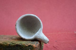 Pre Columbian Pottery Ceremonial Spoon/ Pipe For Hallucinogen Mexico Izapan photo