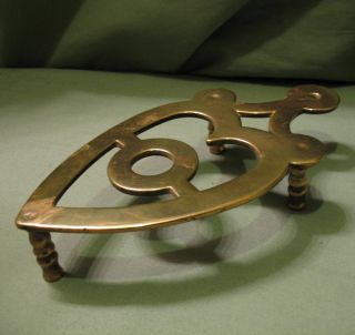 Antique 19c Heavy Brass Footed Trivet Heart And Circle photo