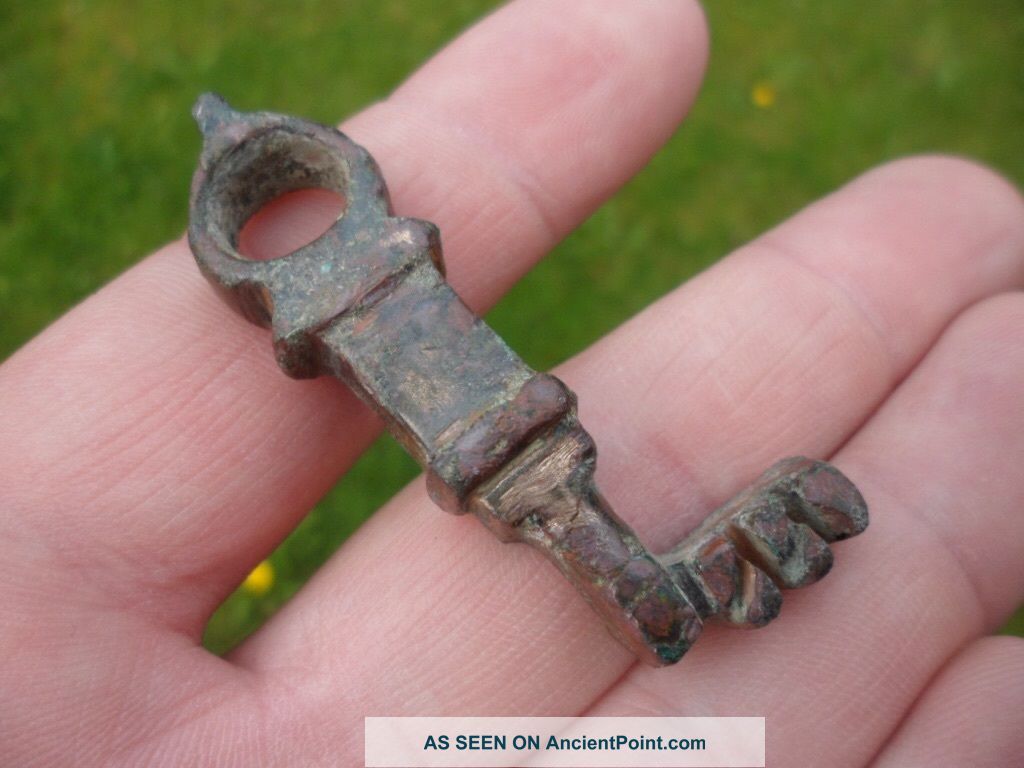 C.  150 A.  D British Found Roman Period Legionary / Military Bronze Key Perfect British photo