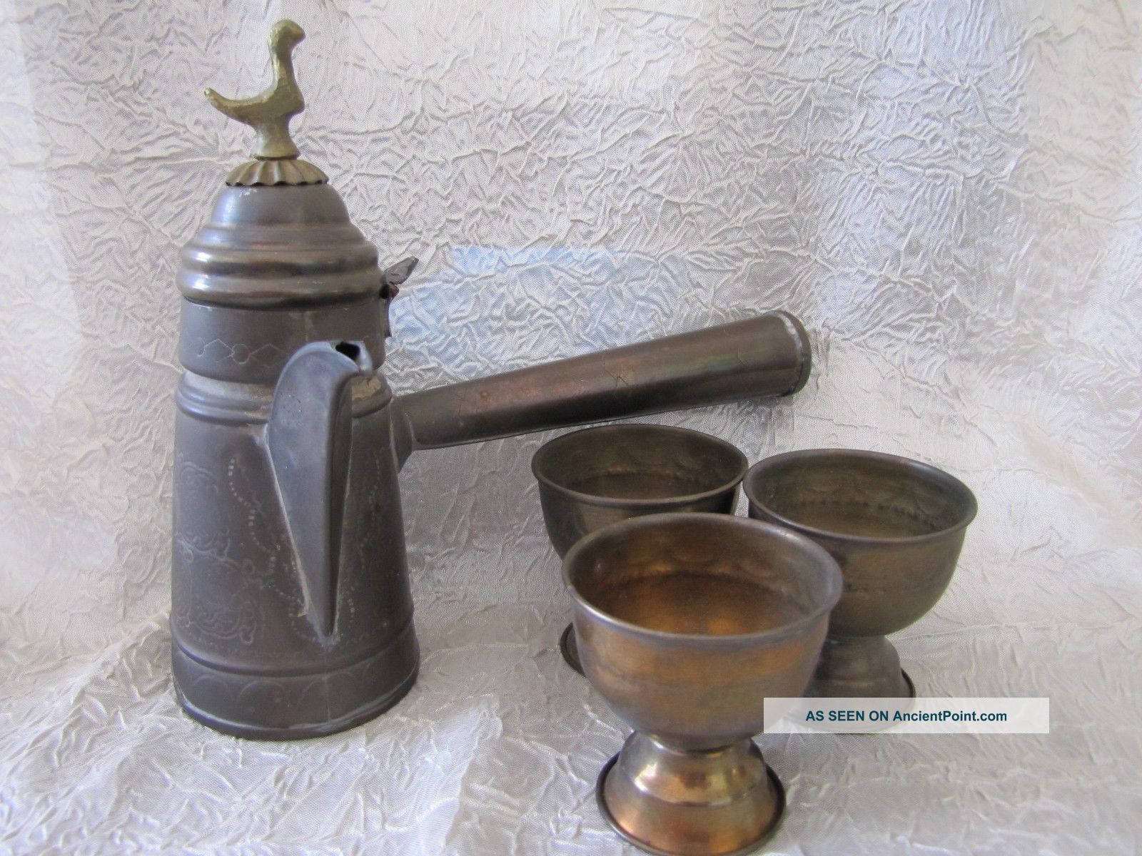 Antique Kettle.  Bedouin Islamic Arabic Copper Kettle With 3 Cups. Islamic photo