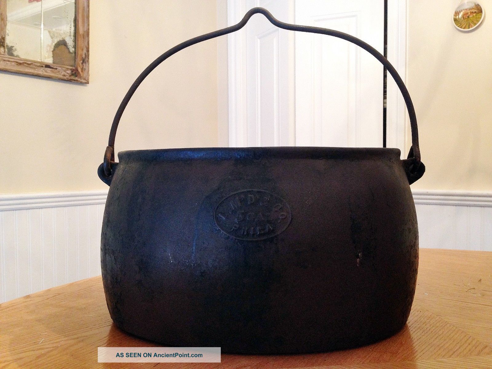 Vintage Cast Iron Oval Fireplace Hanging Pot/ Cauldron 5 Gal,  Large Hearth Ware photo