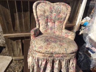 Vintage French Style Boudoir Chair Flowered Linen Gentle Usage Finist Of Home photo
