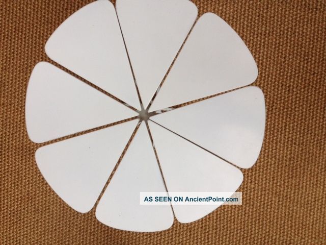 White Petal Side Table By Richard Schultz For Knoll From 1960 Mid-Century Modernism photo