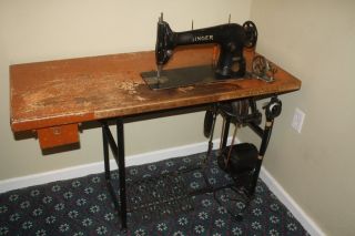 Singer 31 - 15 Industrial Antique Sewing Machine Serial Aa643137 And photo