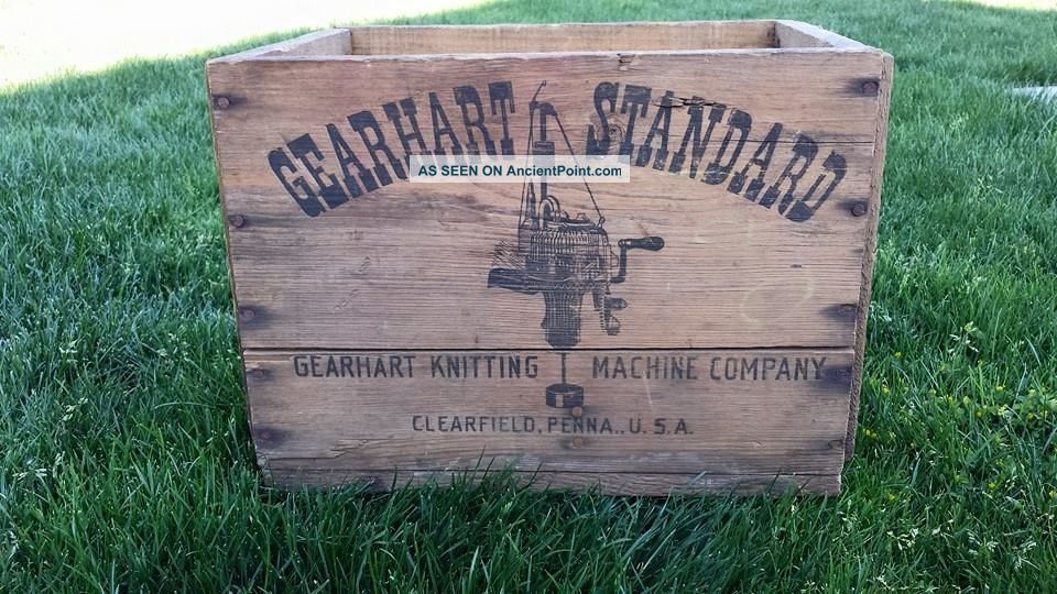 Antique Gearhart Standard Knitting Machine Crate Vintage Wood Box Very Rare Sewing Machines photo