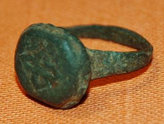 Medieval Ring With Engraved Cross - Uk Metal Detecting Find photo
