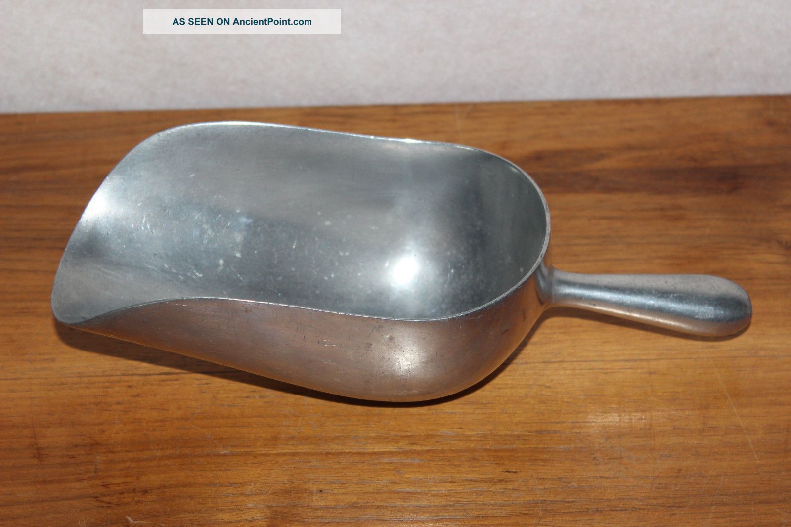 Vintage 1920 - 1940 Wagner Ware Cast Aluminum No.  1 Large Sugar Scoop Cookware Other photo