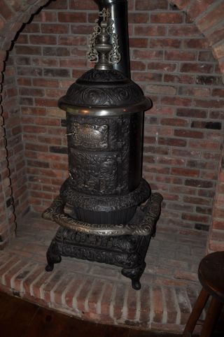 Antique Palace Oak Parlor Cylinder Wood/coal Stove photo