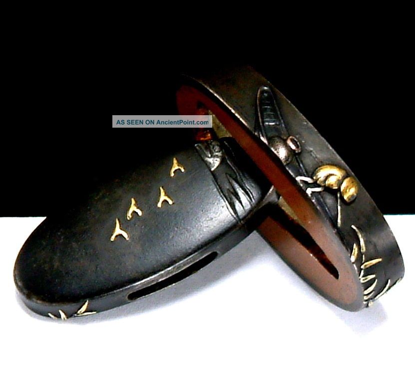 8656 Japanese Samurai Edo Antique Sendo Ni Kigan Zu Fuchi Kashira Tsuba photo