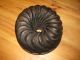 Very Old And Big Antique Cast Iron Bundt Pan Germany 3885 G Other Antique Home & Hearth photo 1