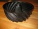 Very Old And Big Antique Cast Iron Bundt Pan Germany 3885 G Other Antique Home & Hearth photo 4