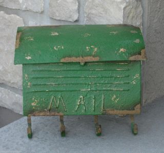 Big Rural Green Metal Mailbox 4 Hooks Kitchen/porch Vintage Farmhouse Style photo