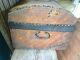 Primitive Antique Early Hide - Covered Trunk - Wallpaper Interior - Primitives photo 2