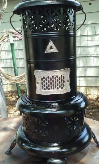 Perfection Oil Heater No.  525 photo