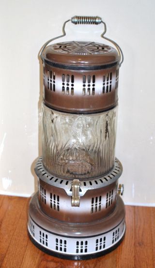 Antique Beige Enameled Perfection Smokeless Oil Kerosene Portable Heater 750 photo