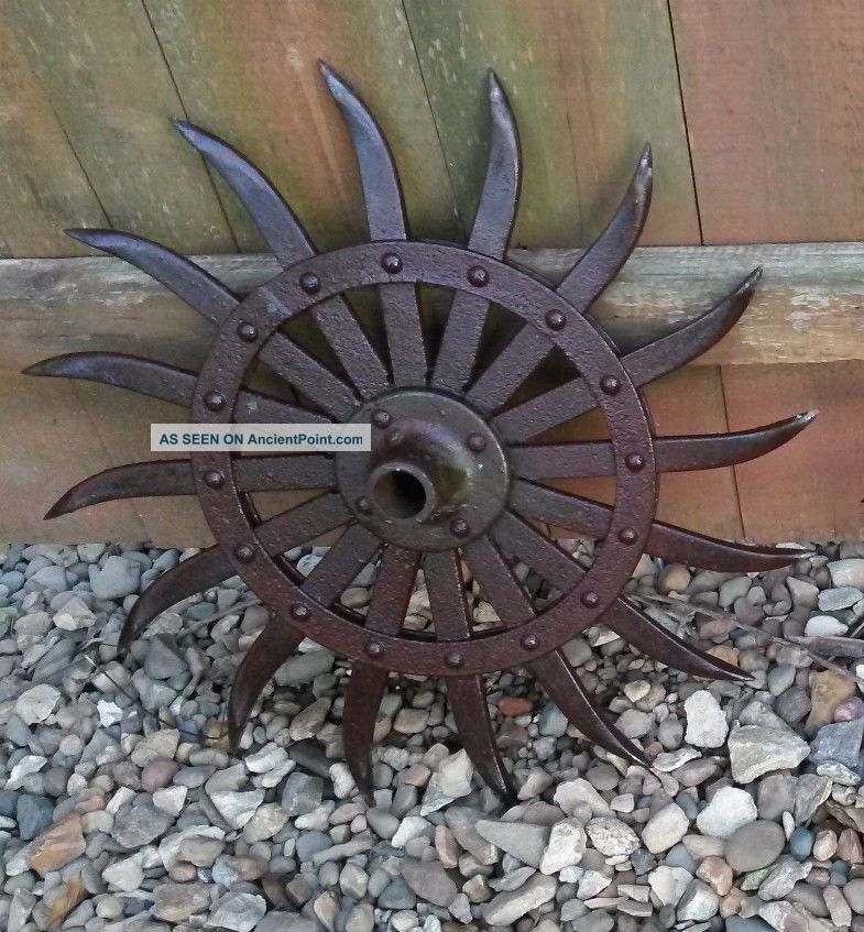 John Deere Spiked Metal Hoe/cultivator Wheel Lawn Garden Industrial Steampunk Primitives photo