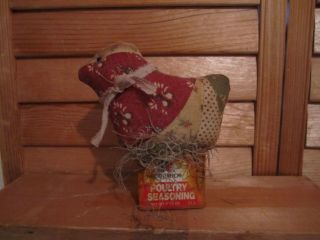 Primitive Quilted Chicken Make - Do - Rusty Poultry Seasoning Tin photo