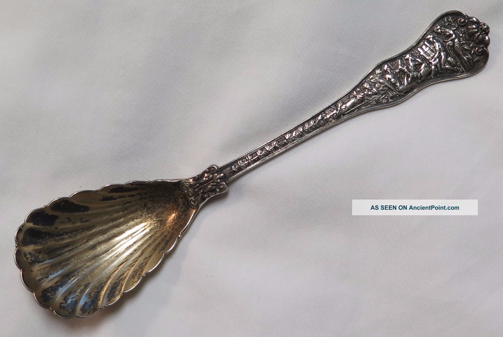 Olympian By Tiffany & Co Sterling Silver Berry Spoon Gold Washed Shell 7 
