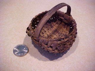 Antique Miniature Hand Woven Splint Basket - All Org.  Estate Find - Adorable Size photo