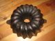 Big Antique Cast Iron Bundt Pan From Germany,  Good 3642 G Other Antique Home & Hearth photo 1