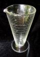 Circa 1900 Clear Glass Footed Tapered 8 Oz.  Graduated Beaker / Apothecary Bottles & Jars photo 6