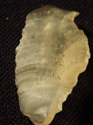 A Very Translucent Libyan Desert Glass Artifact Or Ancient Tool Egypt 5.  43gr photo