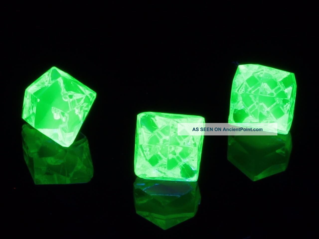 (3) 12mm Art Deco Vtg Czech Hand Faceted Geometric Green Uranium Glass Buttons Buttons photo