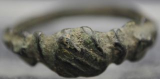 Medieval Clasped Hands Fede Ring photo