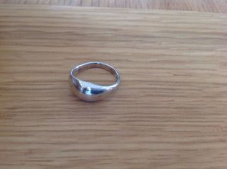 ' Beach Finds ' A Really Old Silver Hallmarked Vintage Ladies Ring Size L photo