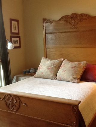Antique Oak Bed photo