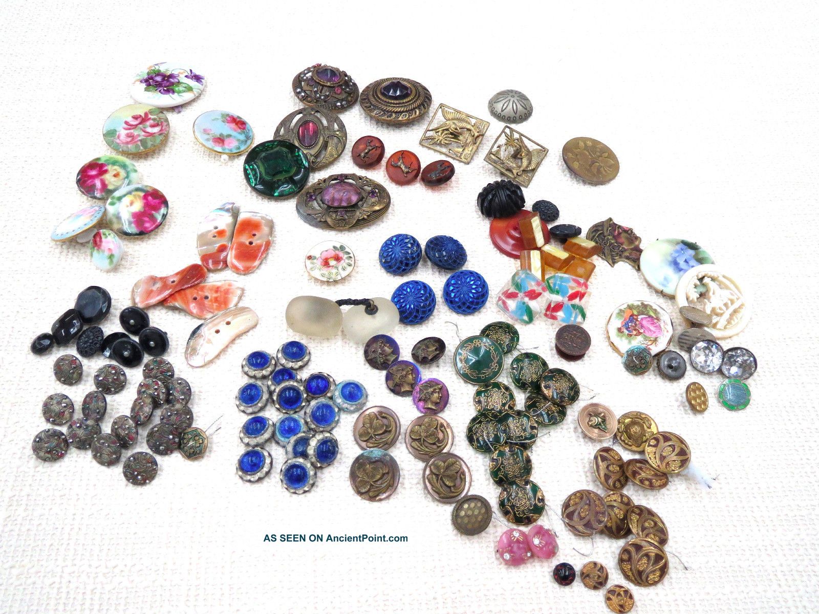 115 Victorian & Art Nouveau Buttons Enamel,  Glass,  Bakelite,  Figurals,  H/painted Buttons photo
