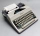 Vintage 1960 ' S Olympia Sm9 Deluxe Portable Typewriter W/ Case Exc Cond Typewriters photo 3
