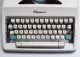 Vintage 1960 ' S Olympia Sm9 Deluxe Portable Typewriter W/ Case Exc Cond Typewriters photo 4