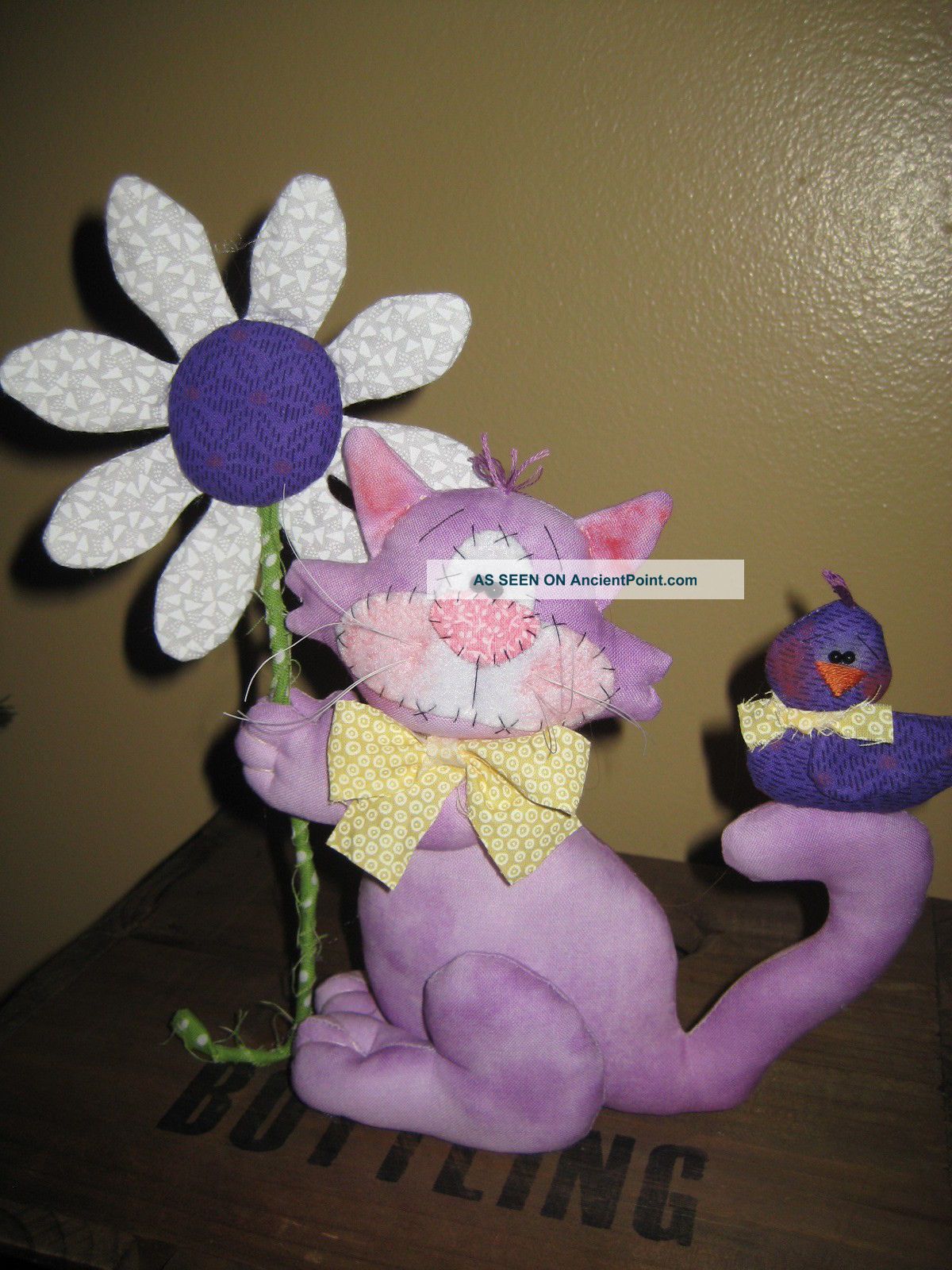 Primitive Hc Kitty Cat Doll W/ Flower & Bird Shelf Sitter Ornie Tuck Primitives photo