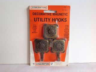 Nos Vintage Magnetic Utility Hook Flowers 1978 photo