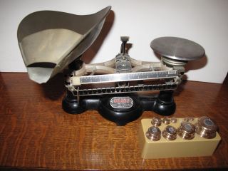 Ohaus Scale Vintage Antique Mercantile Black Iron 2 Kilos With Counter - Weights photo