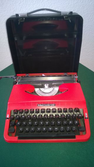 Vintage 70 ' S Typewriter Neckermann Brilliant In Red With Case Good photo