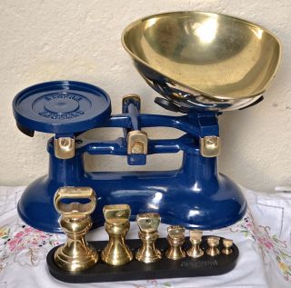 Vintage English Victor Blue Balance Kitchen Scales 7 Brass Bell Weights & Tray photo
