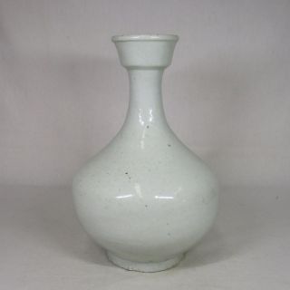 A550: Real Old Korean Rhee - Dynasty White Porcelain Ware Flower Vase. photo
