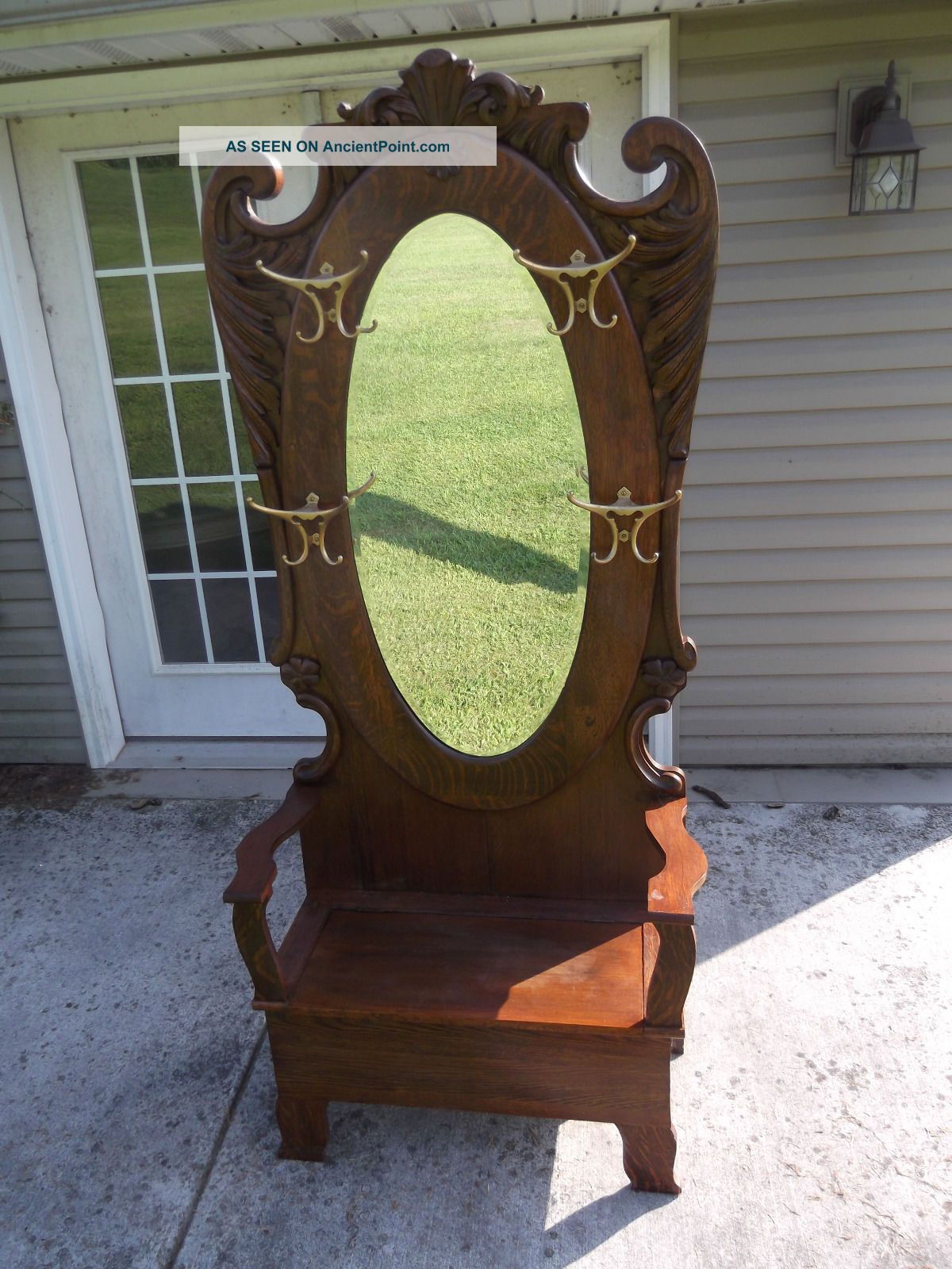 Early 1900s Oak Hallway Tree With Bench 1900-1950 photo