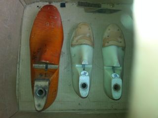 Vintage Antique Primitive Wood Wooden Plastic Shoe Form Shoemaker Mold Year 1964 photo