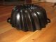 Very Rare Very Big Old Antique Cast Iron Bundt Pan Germany 4221 G Other Antique Home & Hearth photo 1