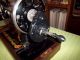 1927 Singer 128 Hand Crank La Vencedora Sewing Machine Handcrank Vibrat.  Shuttle Sewing Machines photo 6