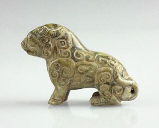 Unique Chinese Old Jade Hand - Carved Small Animal Figurines Statues Decoration photo