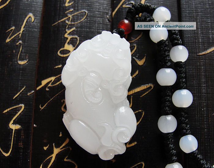 100 Natural Hand - Carved Chinese Jade Pendant - Natural A2 Other Chinese Antiques photo